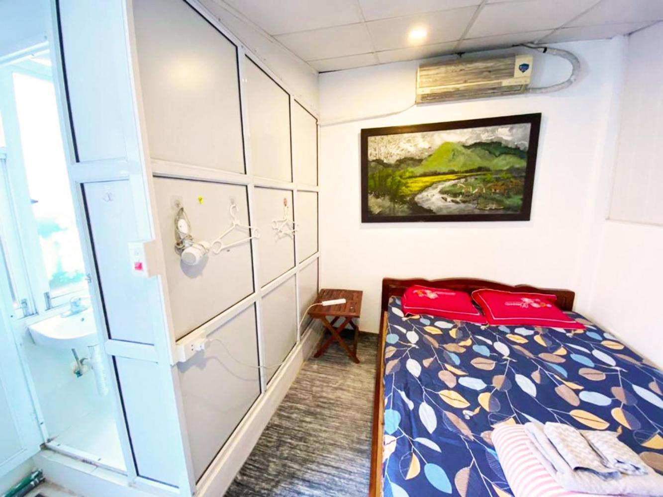 Mini Homestay ハノイ市 エクステリア 写真